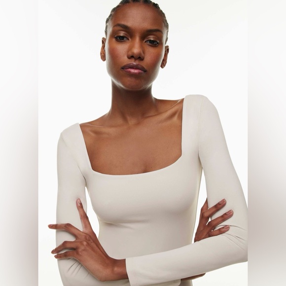 Aritzia Contour Square-neck Longsleeve Bodysuit - Picture 6 of 9